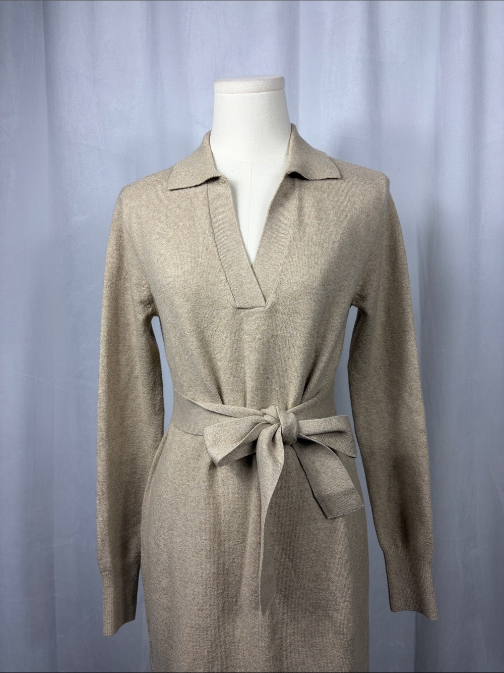 Faherty Jackson Sweater Dress in Oatmeal Heather. - Picture 7 of 12